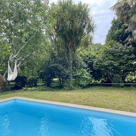 Dom wakacyjny Con Piscina Brion